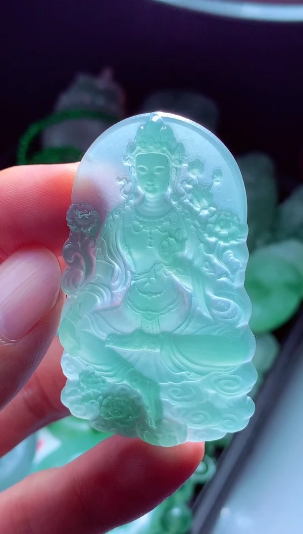 未镶嵌定制翡翠故*?翡翠毛货定制