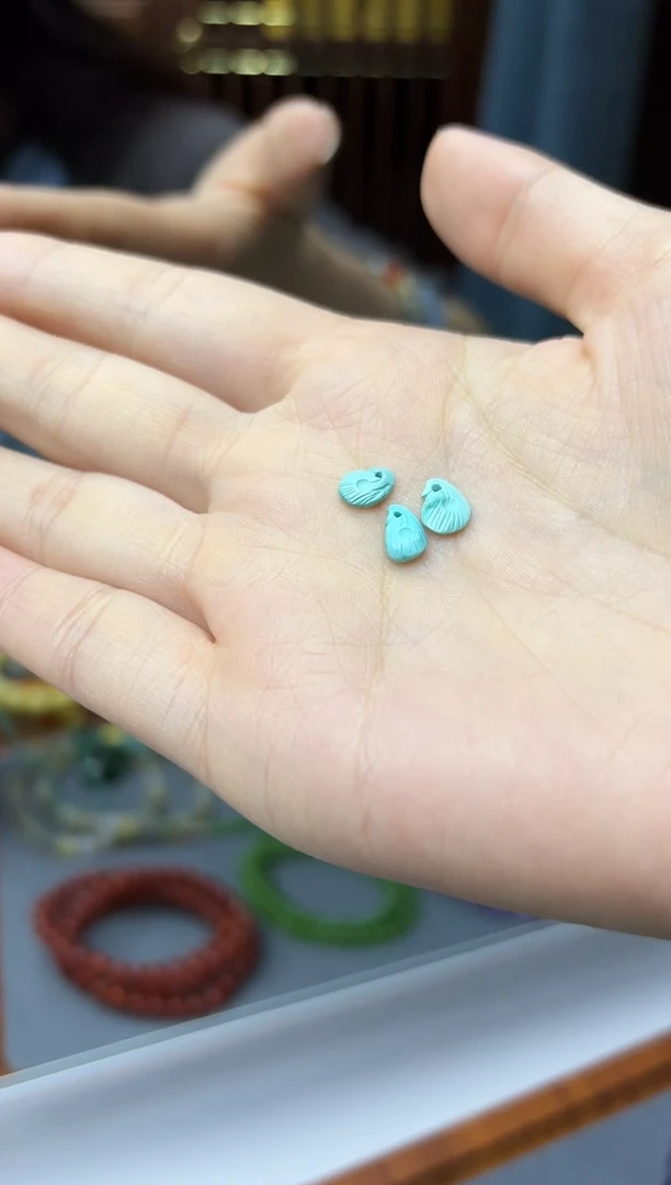 未镶嵌配饰玛瑙/玉髓玛瑙羽毛配饰DN多样性发其一