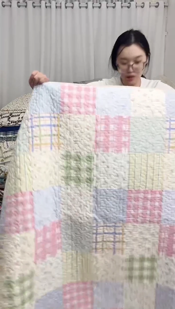 棉110*130单面斜纹粉蓝格子