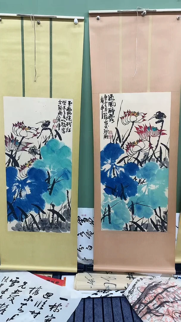 竖款精品三尺卷轴荷花