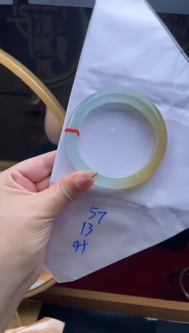 翡翠手镯未镶嵌天然缅甸A货翡翠手镯57.1正圈