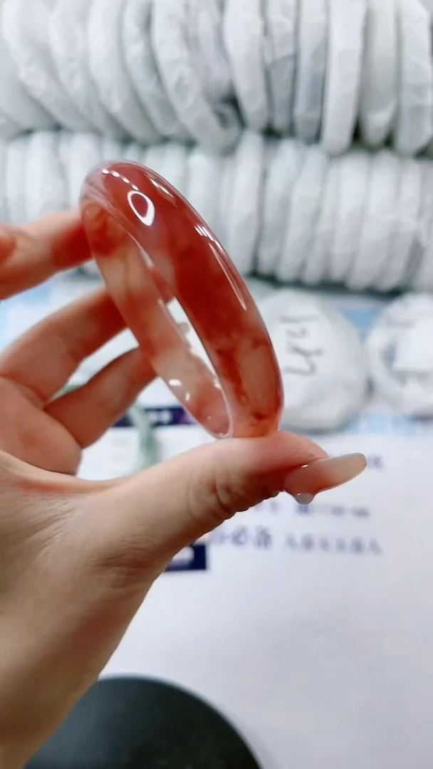 【闪购商品】石英质玉手镯未镶嵌0229800901-多样性发货