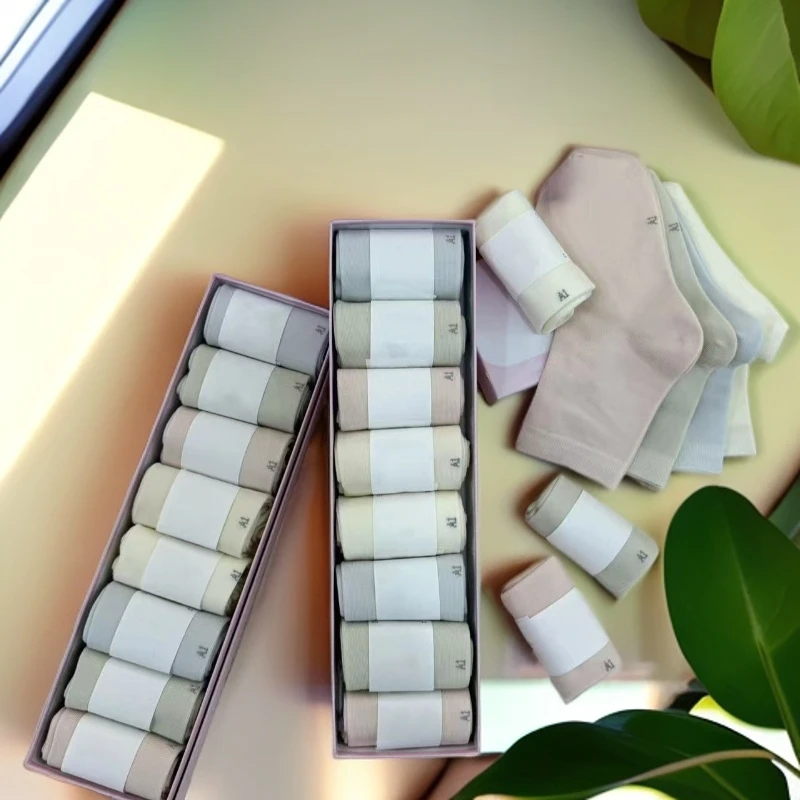 2025中国风通勤盒装棉质中筒袜子舒适百搭秋季新款WH081802