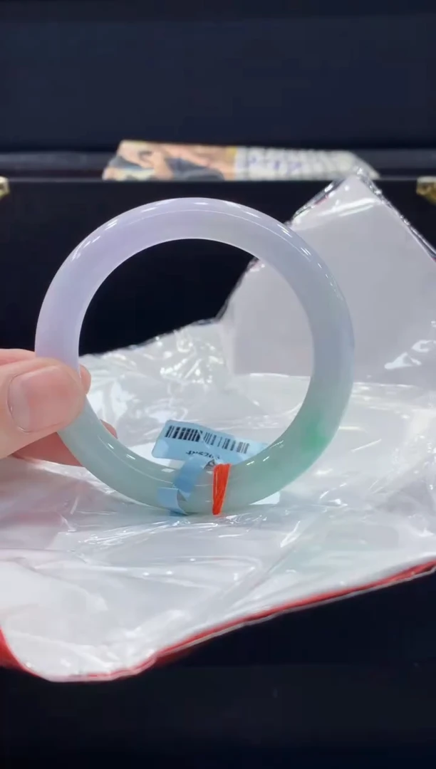 未镶嵌手镯翡翠翡翠手镯