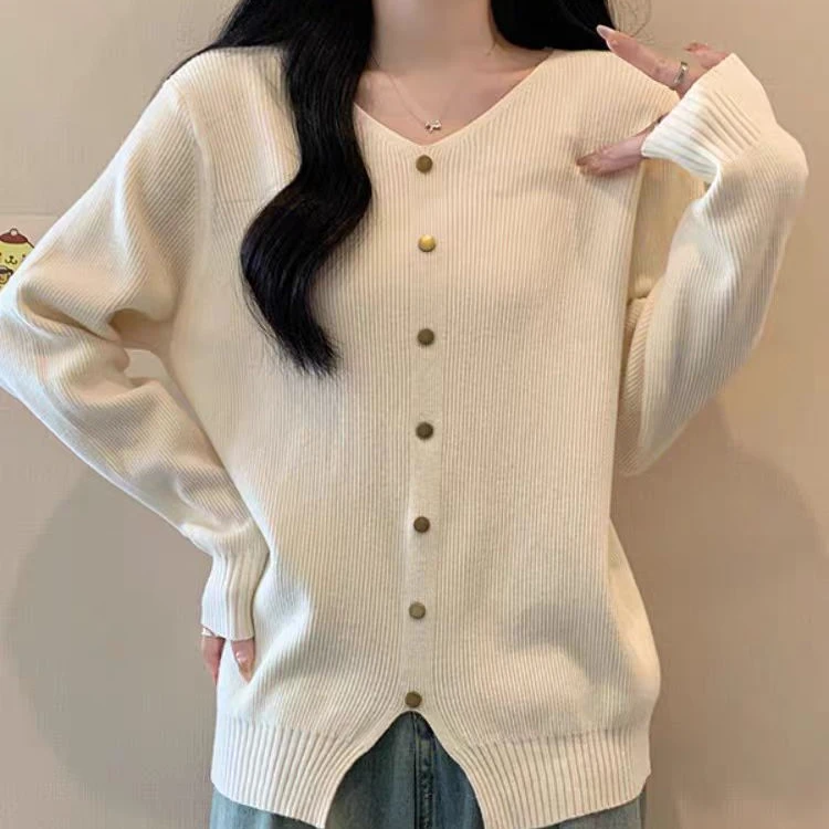 V领铜扣常规设计感毛针织衫女春秋短款开衫慵懒风女装长袖显瘦