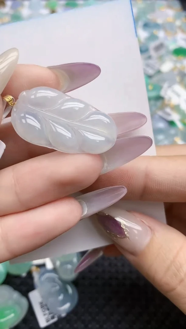 翡翠挂件18K金镶嵌58   天然翡翠A货