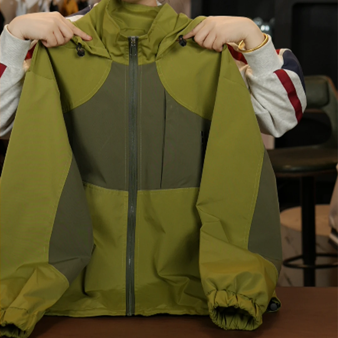 390男童外套春秋2025新款三防儿童冲锋衣中大童秋装连帽户外男孩