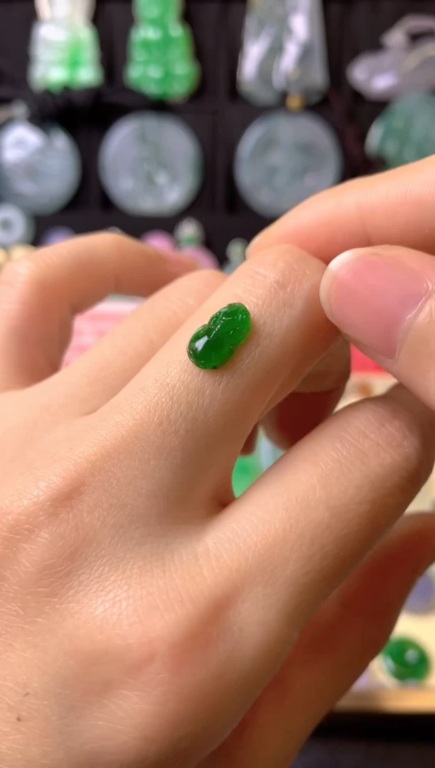 【闪购商品】定制翡翠未镶嵌毛货抛光