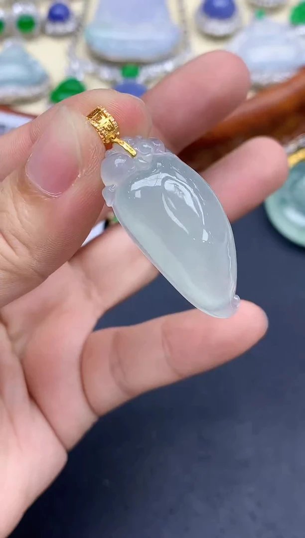 颈饰18K金镶嵌翡翠320-中国好珍宝