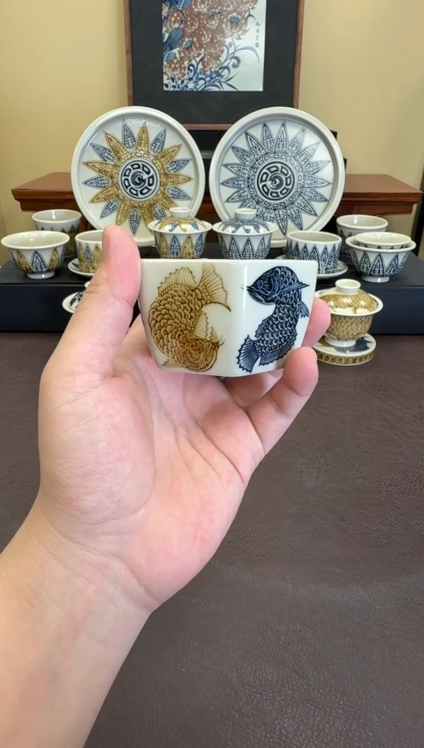 二号釉金龙鱼六方杯