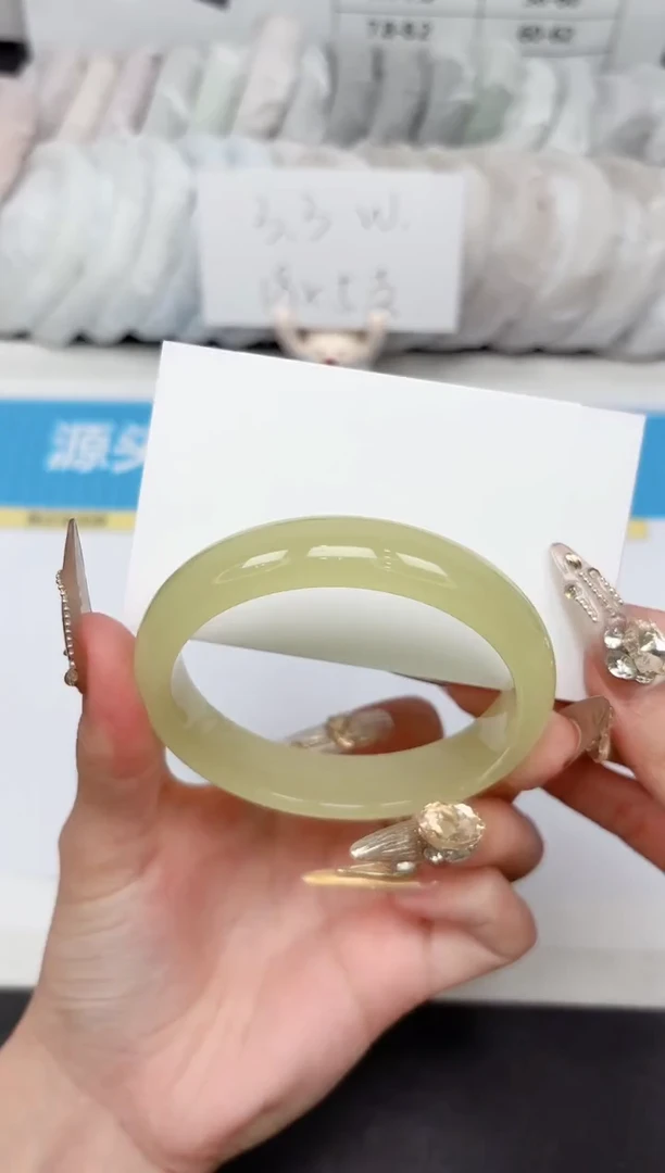 石英质玉手镯未镶嵌442-59.0