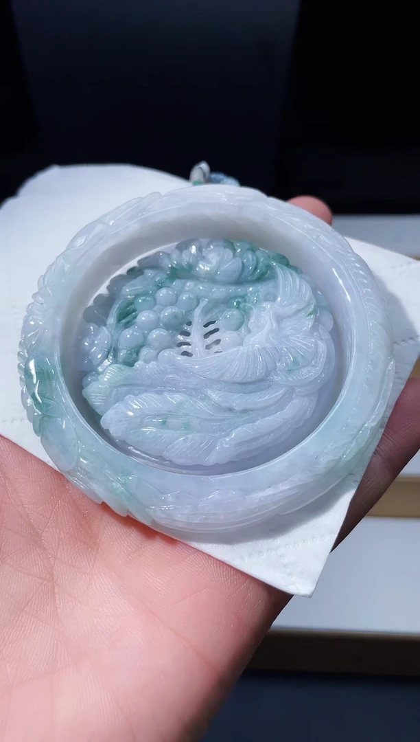 颈饰未镶嵌翡翠翡翠多样性发其一