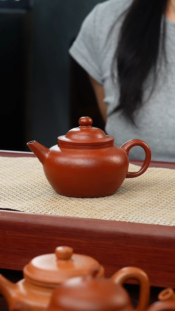茶壶紫砂侯静大红袍笠帽150cc