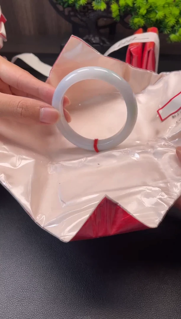 未镶嵌手镯翡翠13803