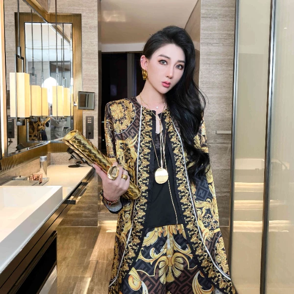 【宝姐家/上衣】夏季新款大气花色宽松长袖女上衣 25209