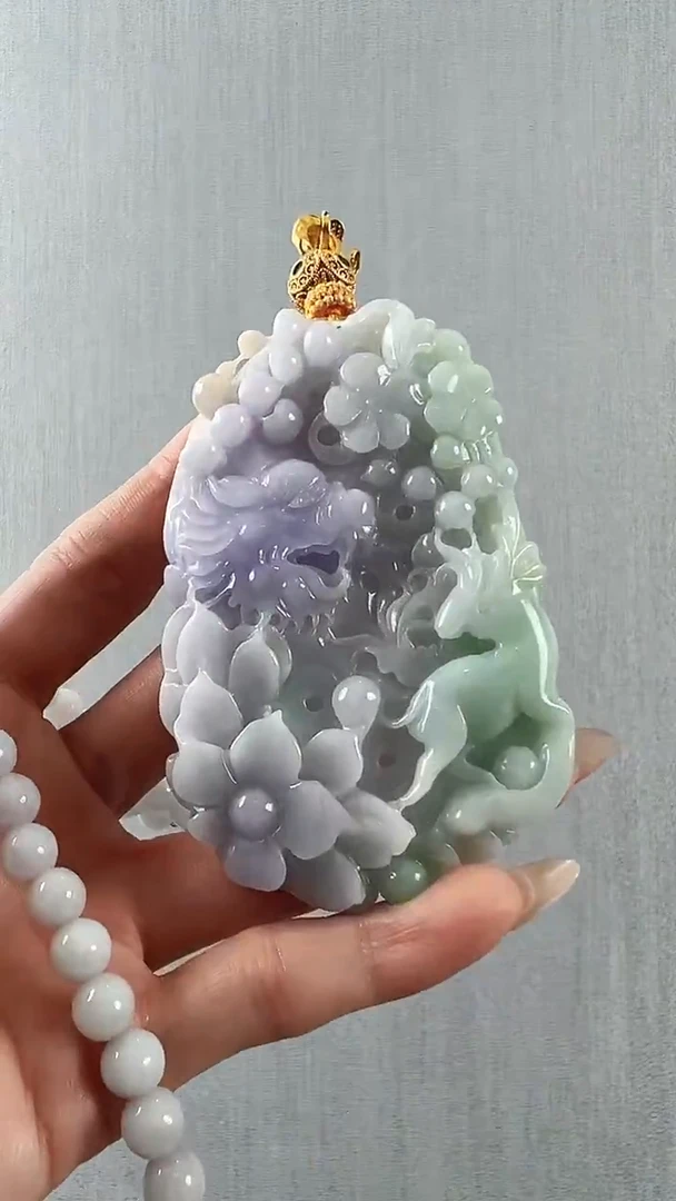 颈饰未镶嵌翡翠麒麟鹿