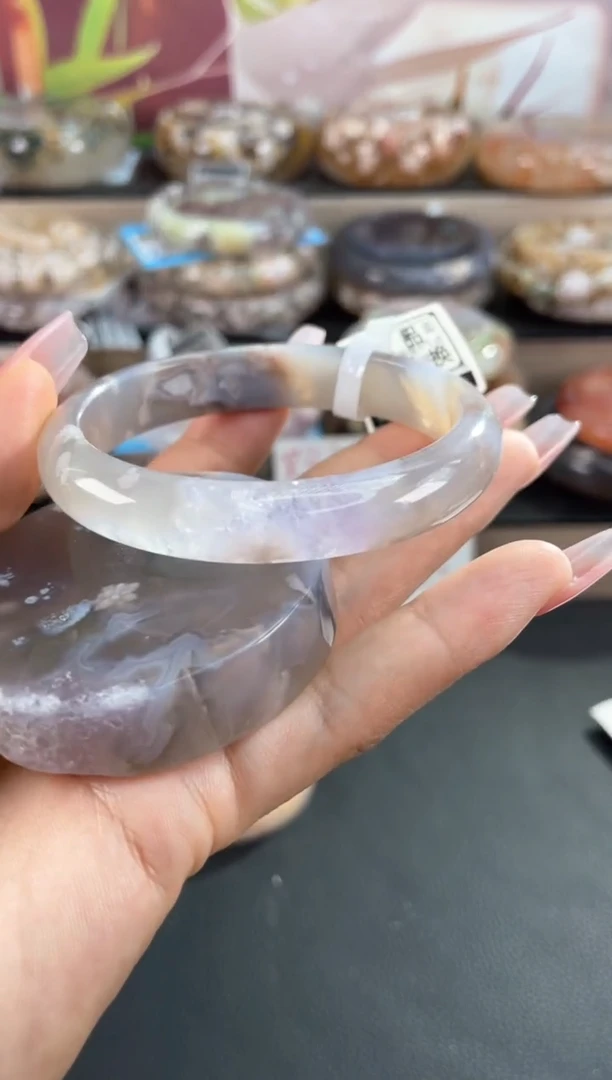 未镶嵌手镯石英质玉61