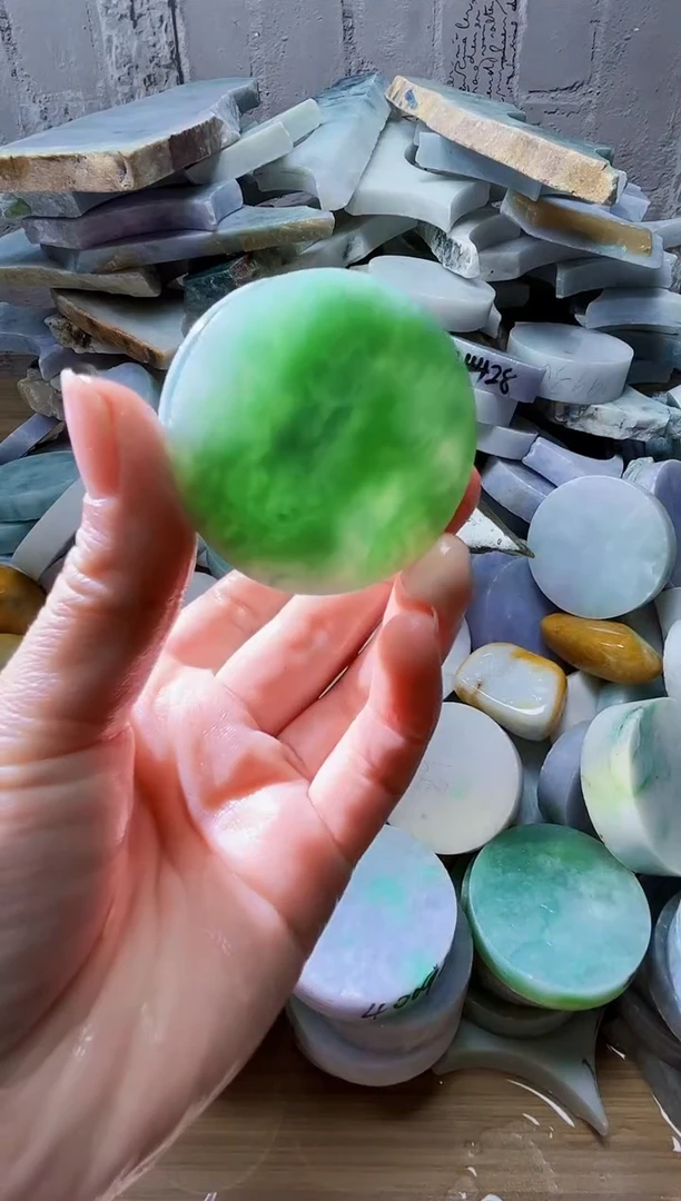 裸石翡翠天然翡翠A货古 南 088