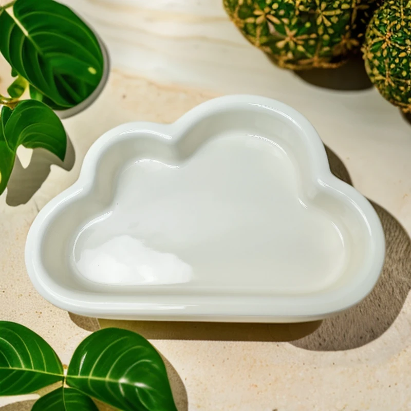 云朵不规则纯色盘子家用早餐甜品盘下午茶点心盘微瑕凑满20元包邮