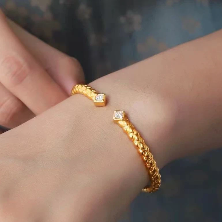 钛钢手镯 菱形格手镯 KL