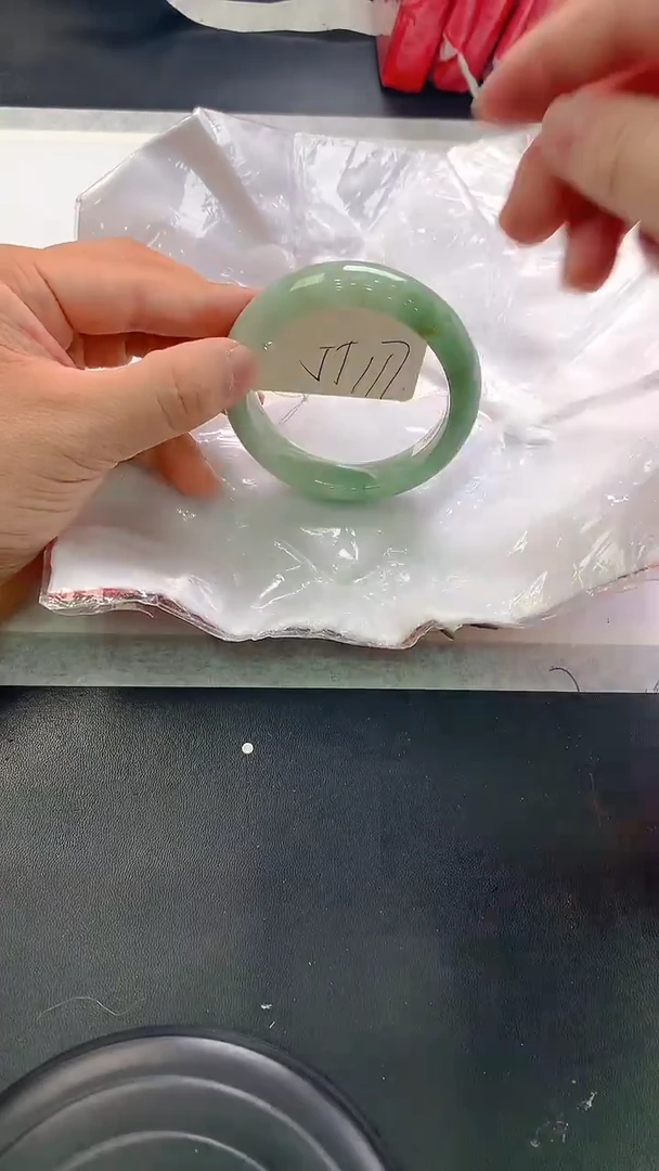未镶嵌手镯翡翠117