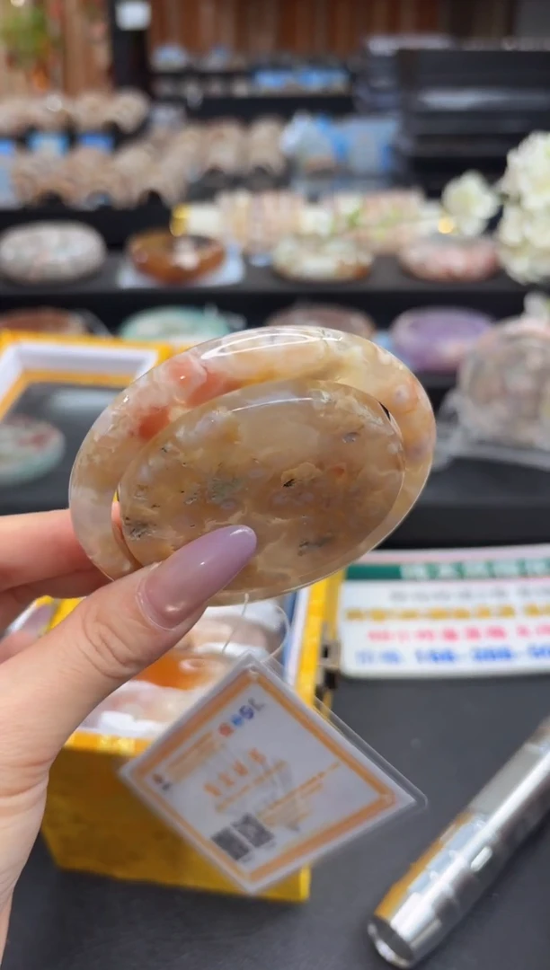 未镶嵌手镯石英质玉A97(62圈赠送镯心)