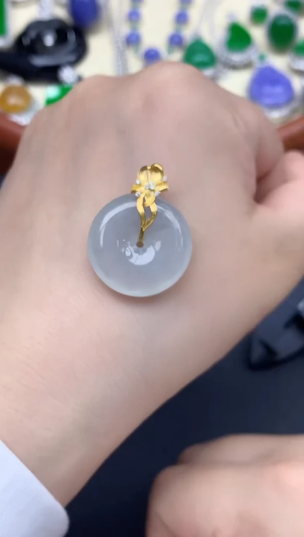 颈饰18K金镶嵌翡翠214-中国好珍宝