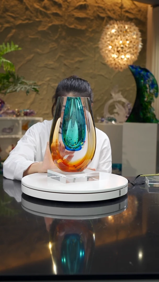 琥珀蓝凤尾设计款花瓶