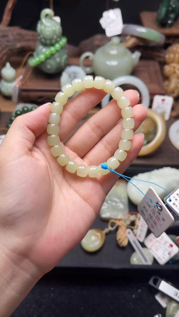 手串未镶嵌和田玉卡9若羌黄口 极限弧9010868