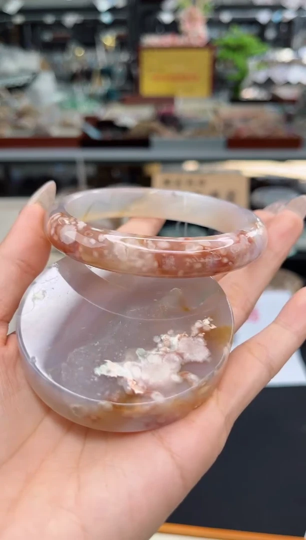 【闪购商品】石英质玉手镯未镶嵌65圈口（赠品镯心）6452157