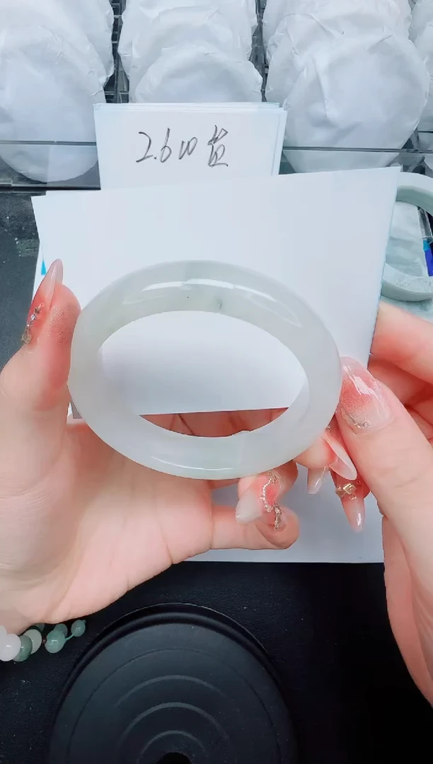 石英质玉手镯未镶嵌1225/56.7