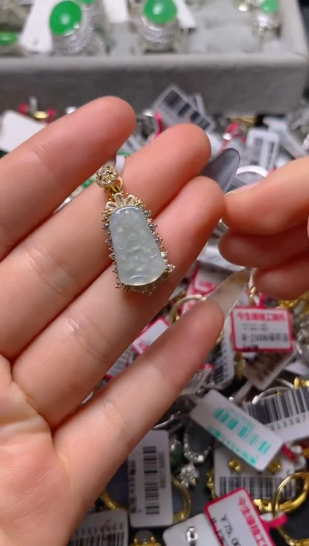 银S925镶嵌戒指翡翠百内无证书