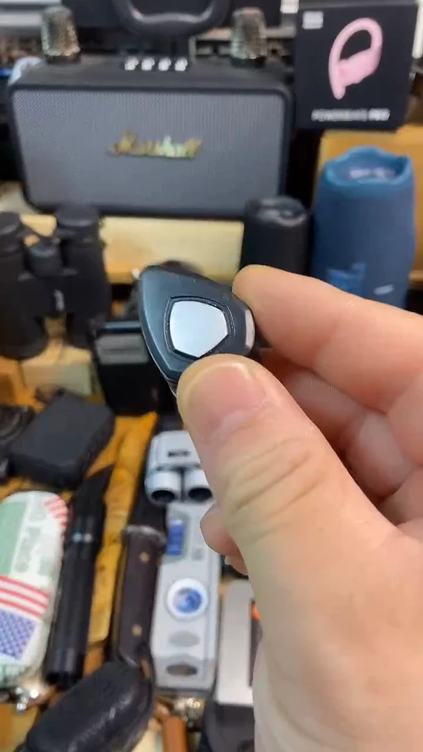 瓷片闪购商品，如图所示