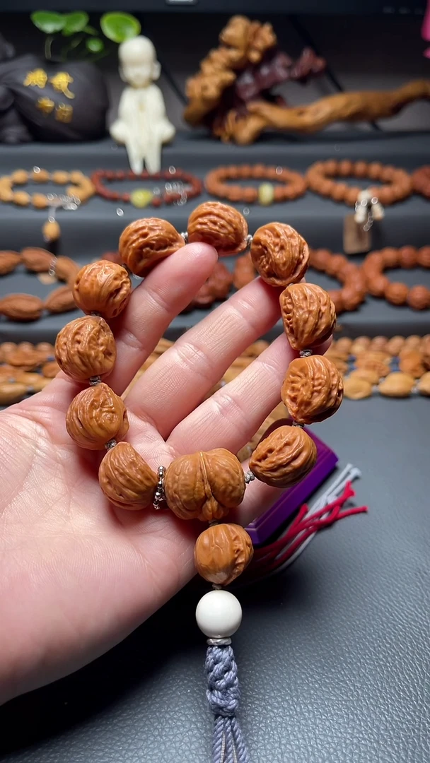 【闪购商品】文玩核桃吊坠核桃手串