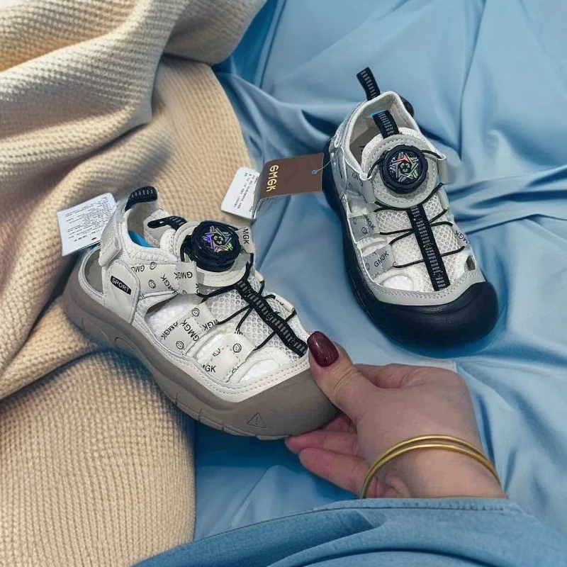 男童夏季包头凉鞋钮扣款潮流时尚凉鞋