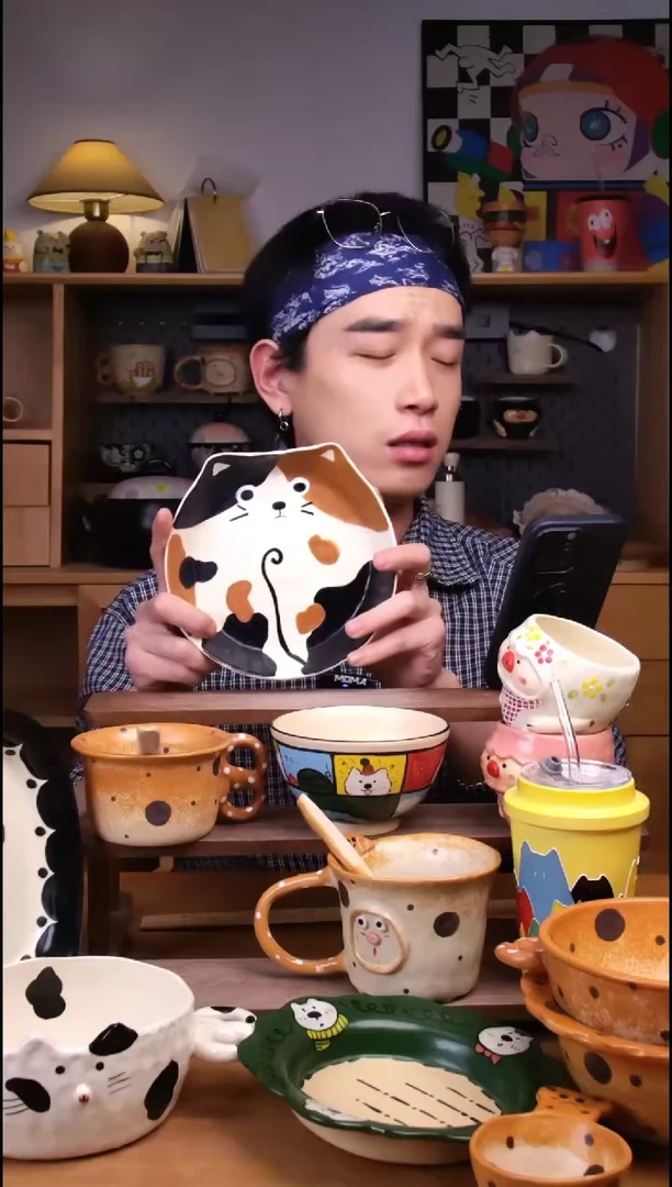 盘景德镇可爱设计师款陶瓷
