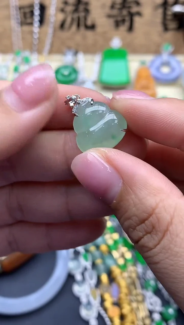 【闪购商品】翡翠颈饰18K金镶嵌355-中国好珍宝