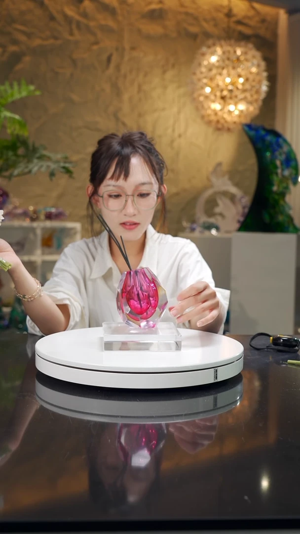 手工艺品琉璃福利金红切面香薰瓶