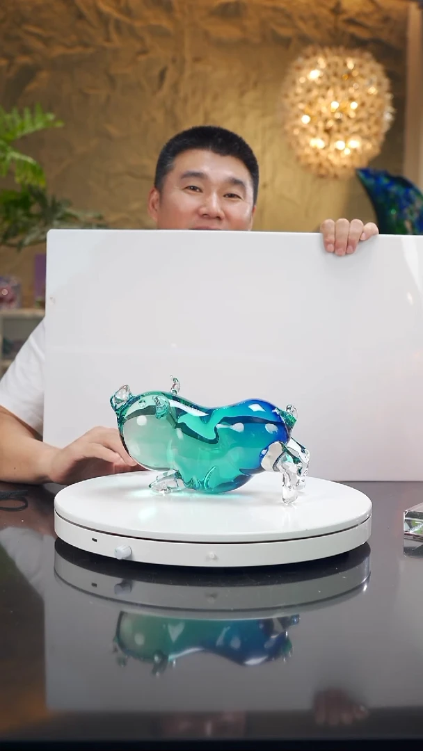 手工艺品琉璃设计款蓝色猪摆件