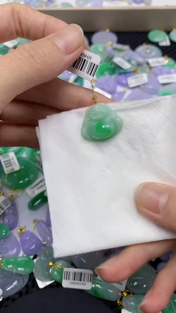 颈饰18K金镶嵌翡翠天然缅甸翡翠A货