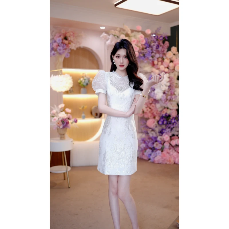 夏季女装2025新款法式气质高级感别致轻奢小香风修身连衣裙1118