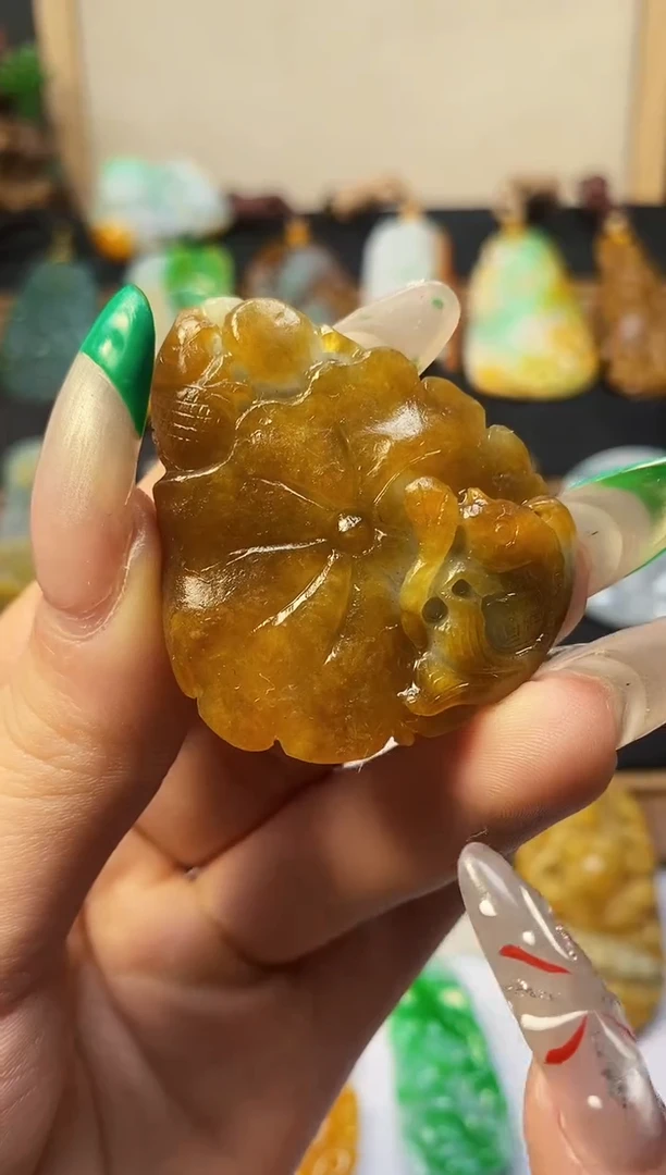 【闪购商品】定制翡翠未镶嵌A货翡翠