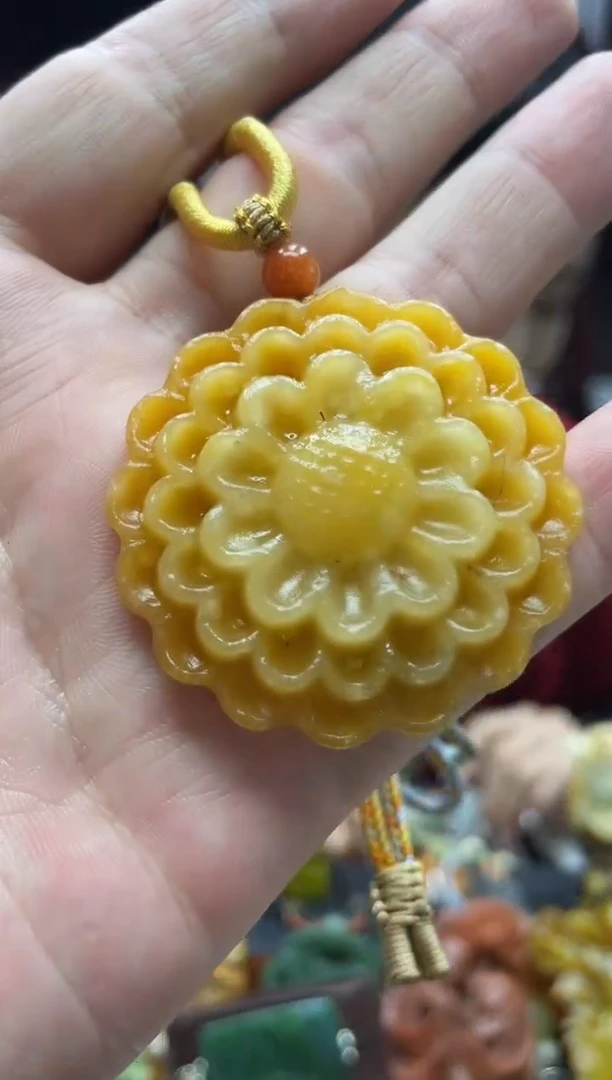 未镶嵌岫玉吊坠·