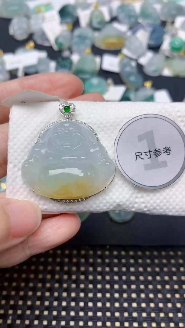 颈饰18K金镶嵌翡翠天然缅甸A货翡翠