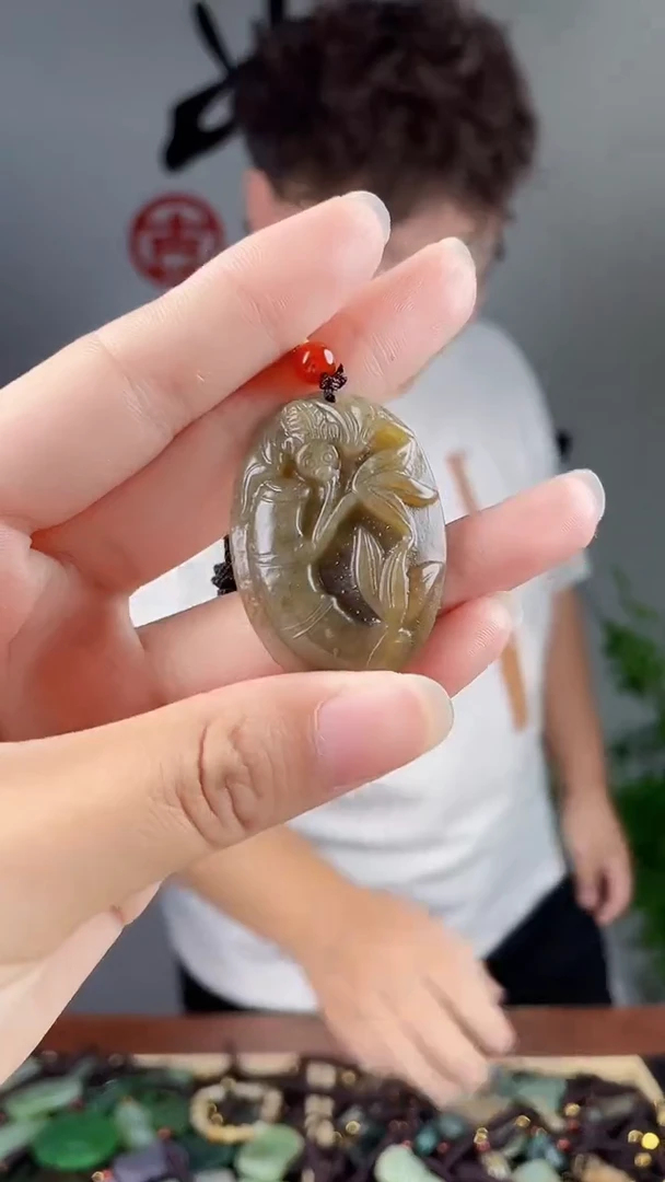 和田玉未镶嵌颈饰拍一发一，多样性发货