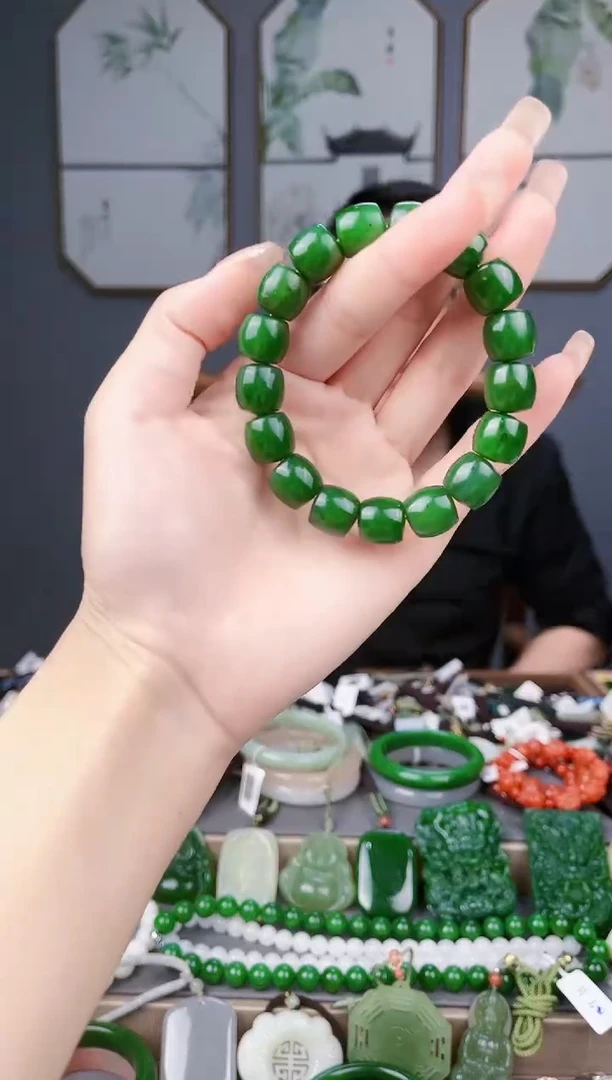 和田玉未镶嵌颈饰多样性发货13.14