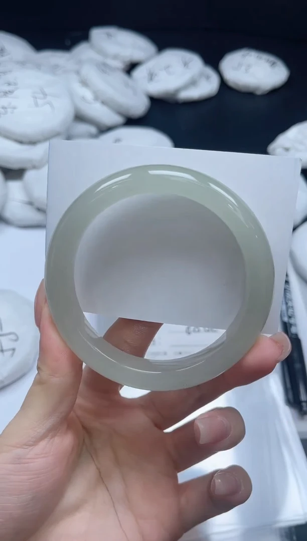 未镶嵌手镯石英质玉073-5859