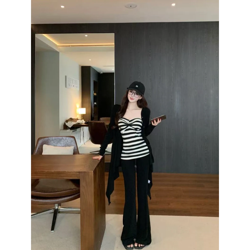 SWEET困困喵韩版时尚极简风显瘦开衫外套+条纹抹胸+休闲裤女套装