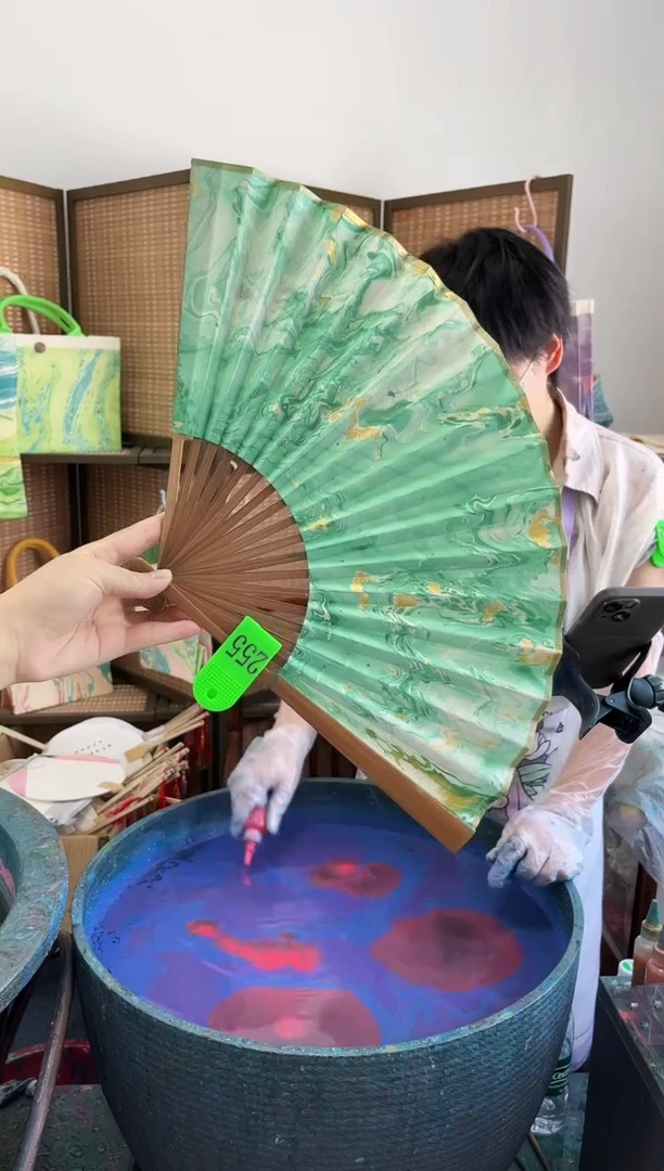 255扇子漆仙女直播闪拍