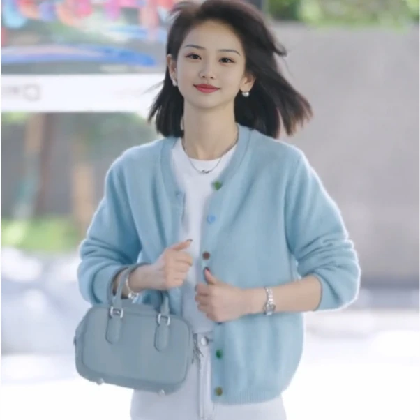 【针织衫】早春韩系chic甜美减龄叠穿圆领彩扣蓝色针织开衫女D25001